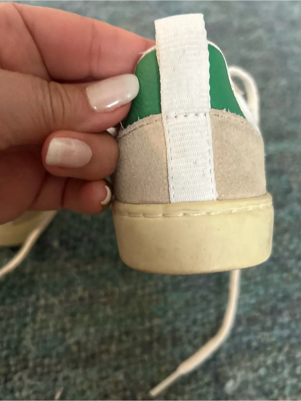 Veja V-10 Sneakers Kids Size 11  White Beige Green Leather Suede Low Top Shoes